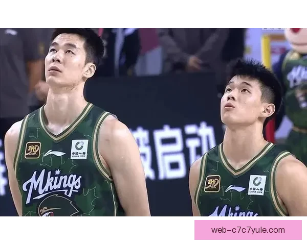 同曦缺郭昊文陷困境 帕克表现不稳季后赛难题
